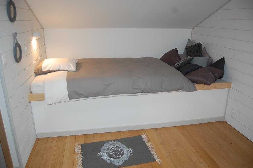 Sous Le Saule Holiday Home Heyd Quarto foto